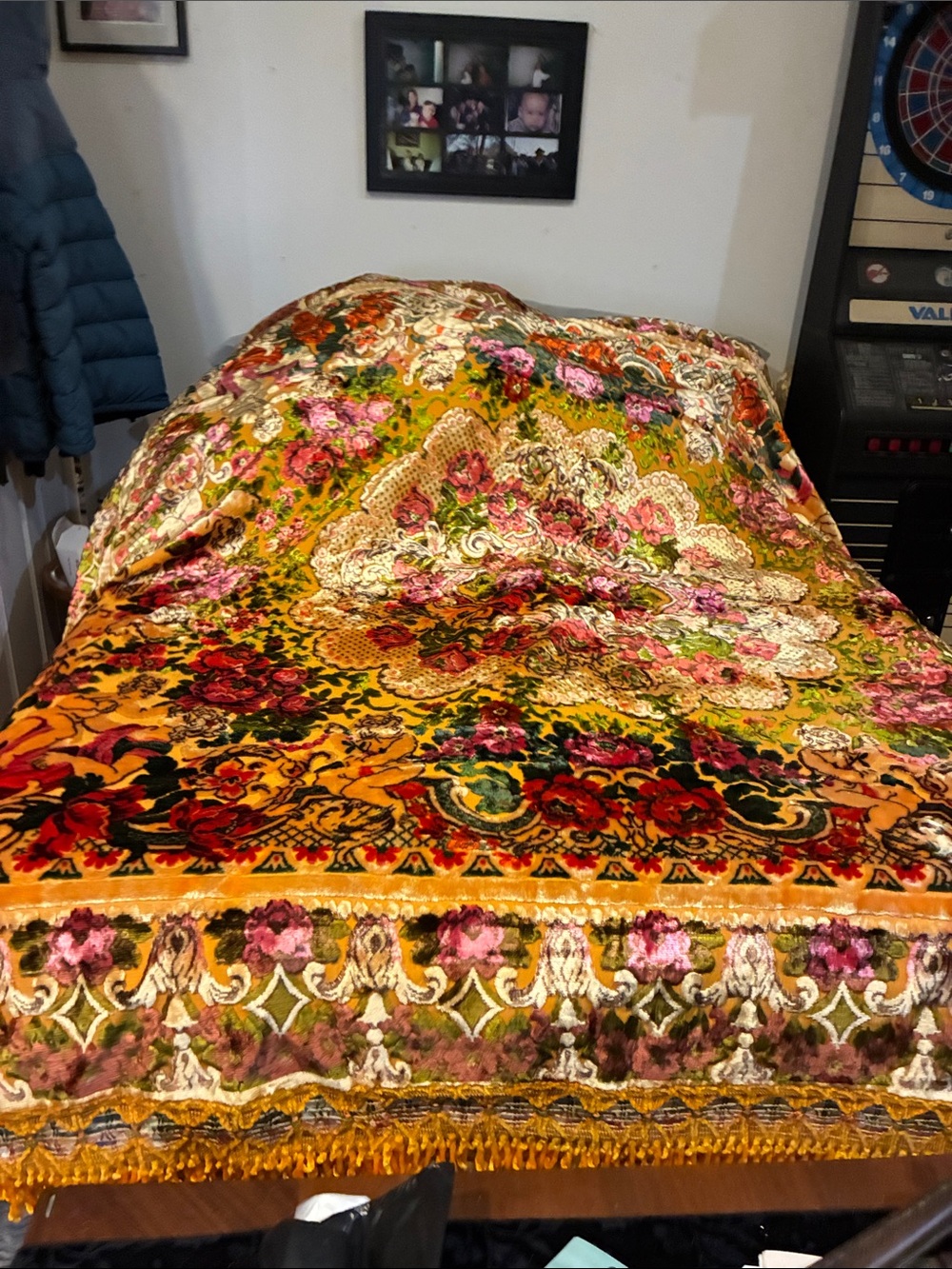 Vintage Italian velvet Floral Bedspread,  Cherubs, Roses, Fringe 1950's  104X89